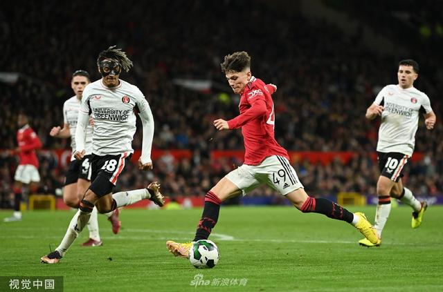 于夺冠的坚 于夺冠的坚