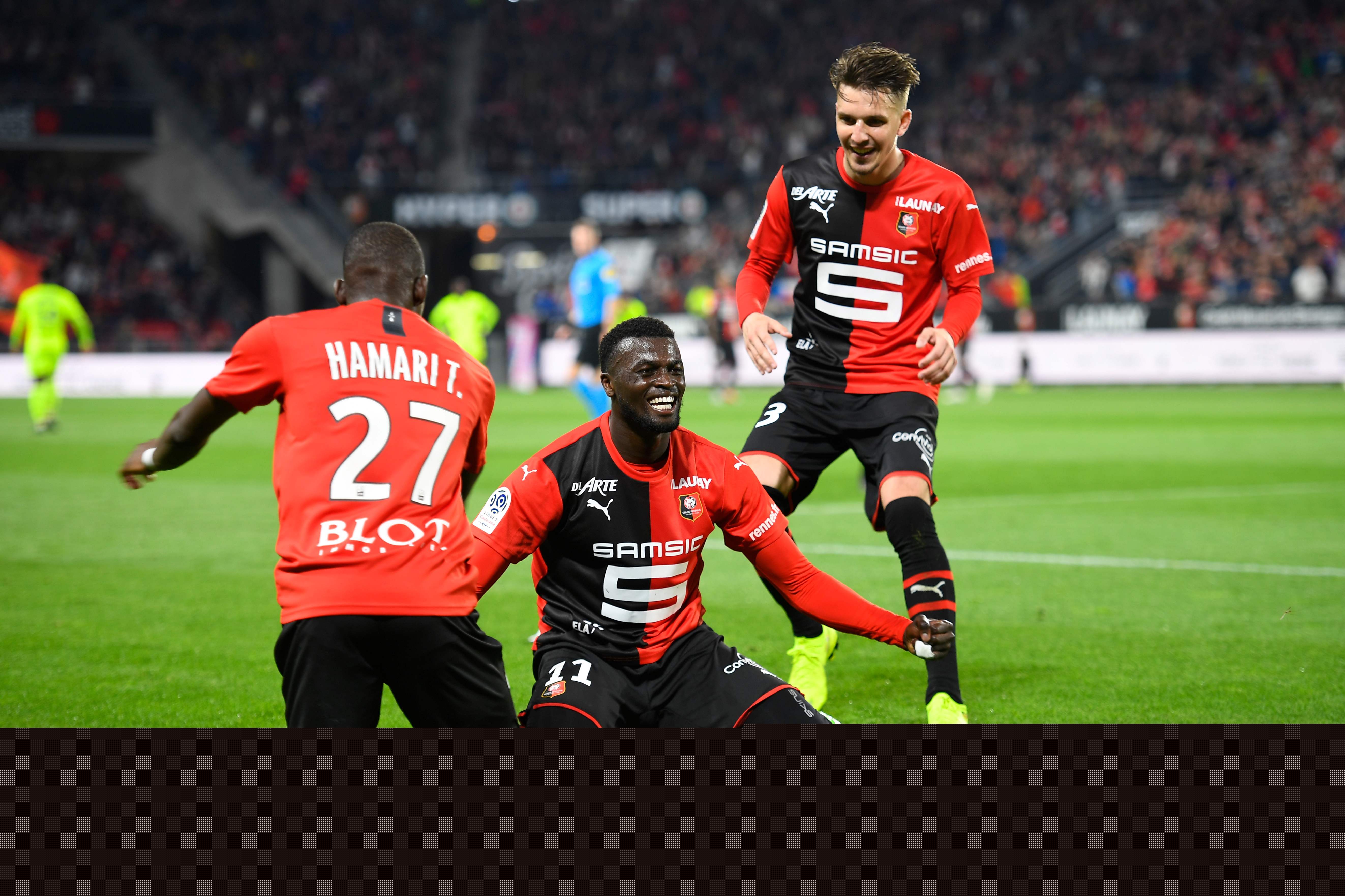 首先集中在 首先集中在